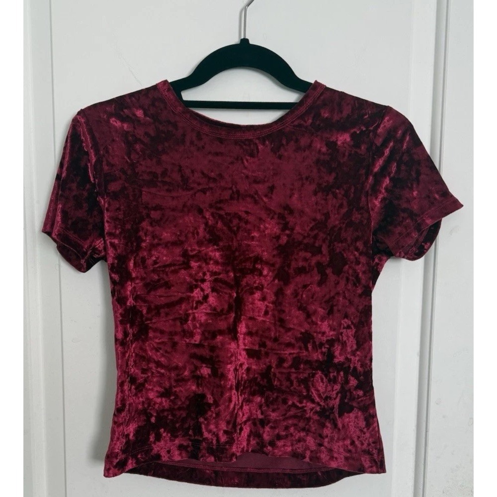 Hollister Shirt Small Crushed VeLvet Red Cropped Velour Crewneck Short Sleeve